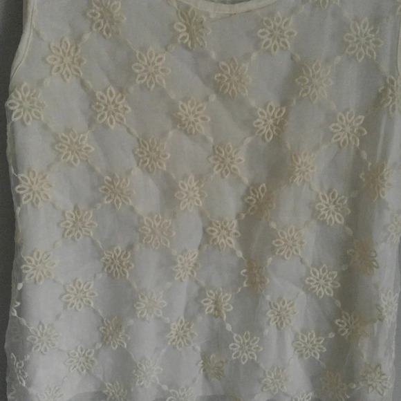 Piazza Roma Women Ivory Sleeveless Blouse M. - Picture 3 of 5